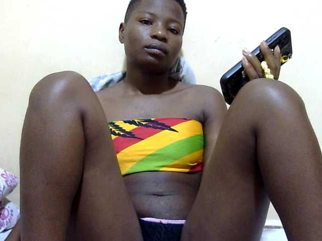 babyellah live webcam show