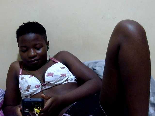 babyellah live cam on BongaCams