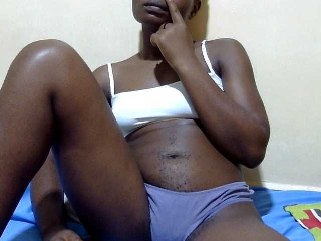 babyellah live cam on BongaCams