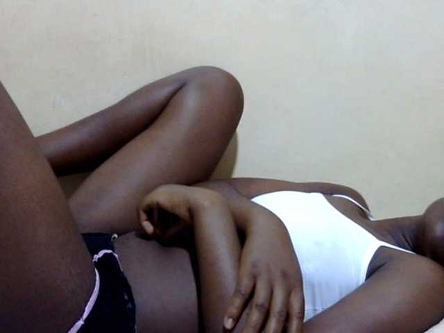 babyellah live webcam show