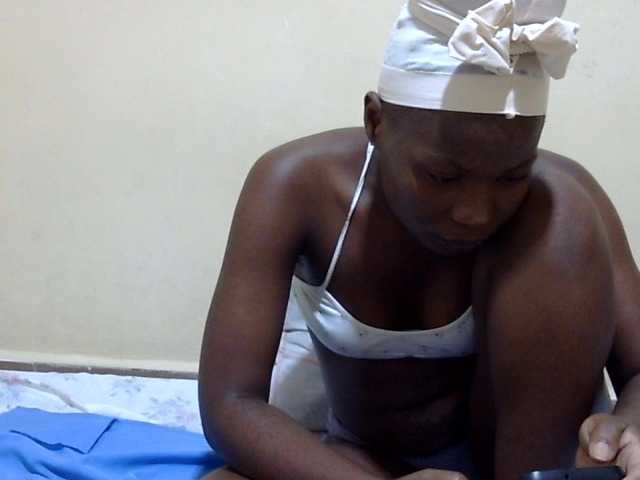 babyellah live cam on BongaCams