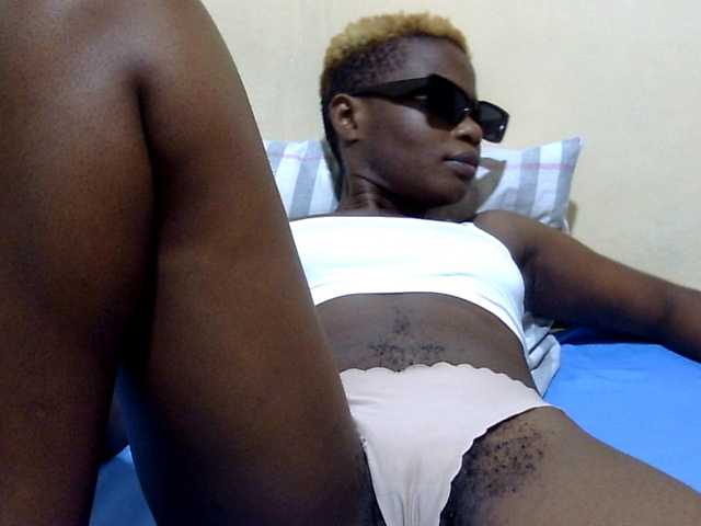babyellah live cam on BongaCams
