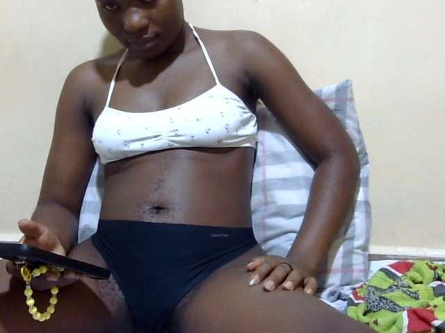 babyellah live cam on BongaCams