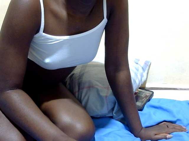 babyellah live cam on BongaCams