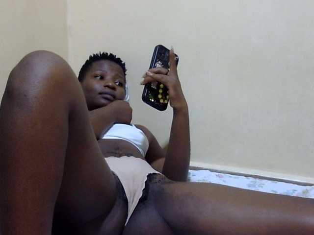 babyellah live cam on BongaCams