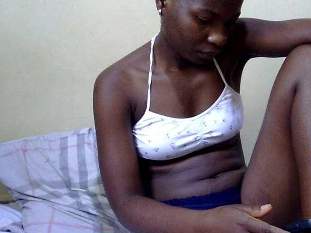 babyellah live cam on BongaCams