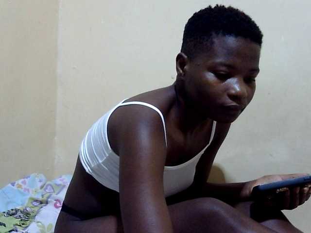 babyellah live cam on BongaCams