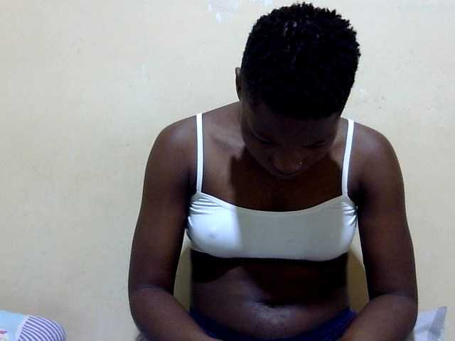 babyellah live webcam show