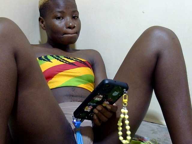 babyellah live cam on BongaCams