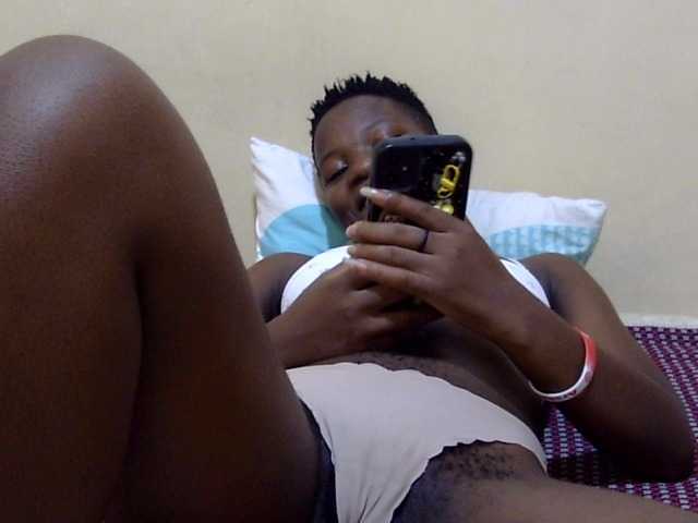 babyellah live cam on BongaCams