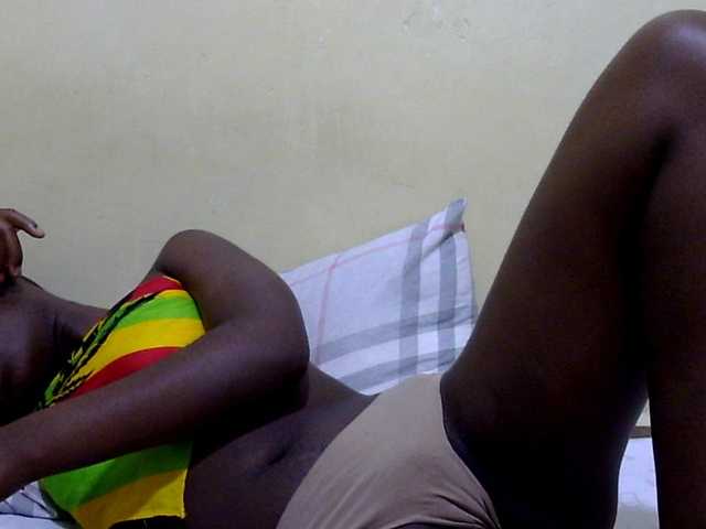 babyellah Cam en directo en BongaCams