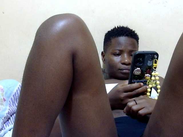 babyellah live webcam show