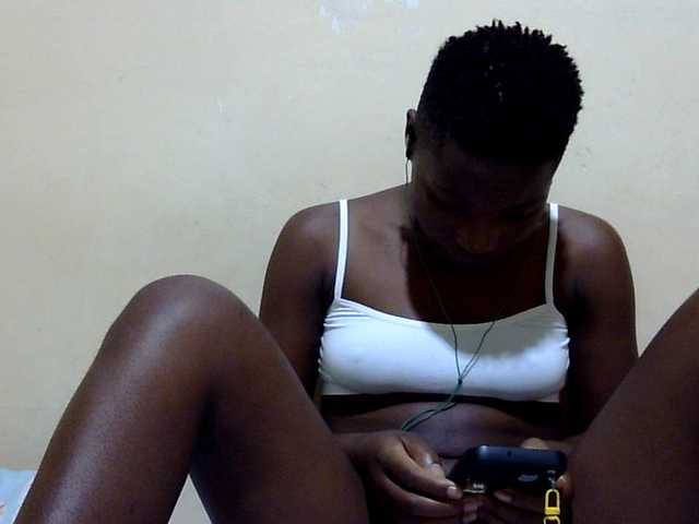 babyellah live cam on BongaCams