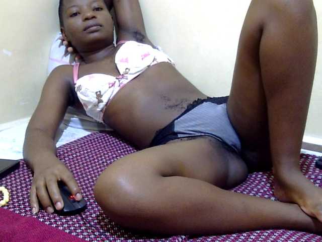 babyellah live cam on BongaCams