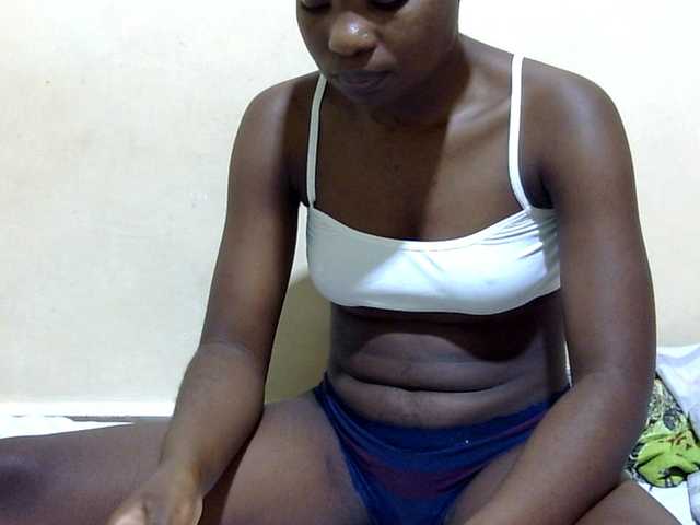 babyellah live cam on BongaCams