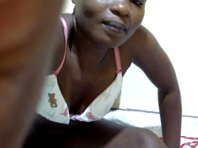babyellah live cam on BongaCams