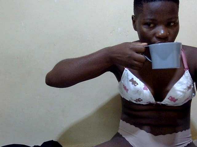 babyellah live cam on BongaCams