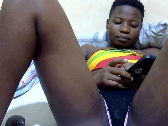 babyellah live webcam show