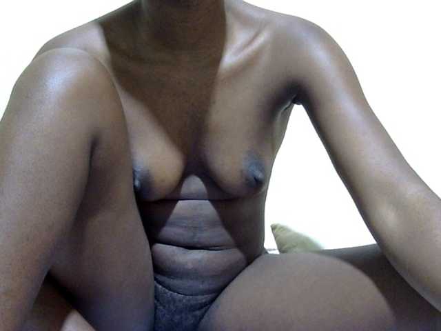 babyellah live webcam show