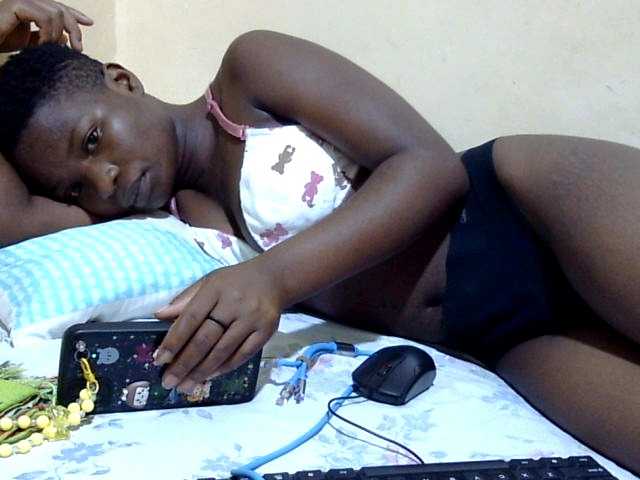babyellah live cam on BongaCams