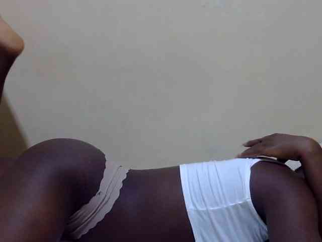 babyellah webcam