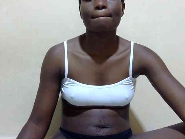 babyellah webcam
