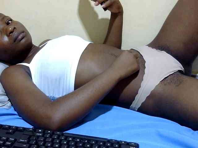 babyellah webcam