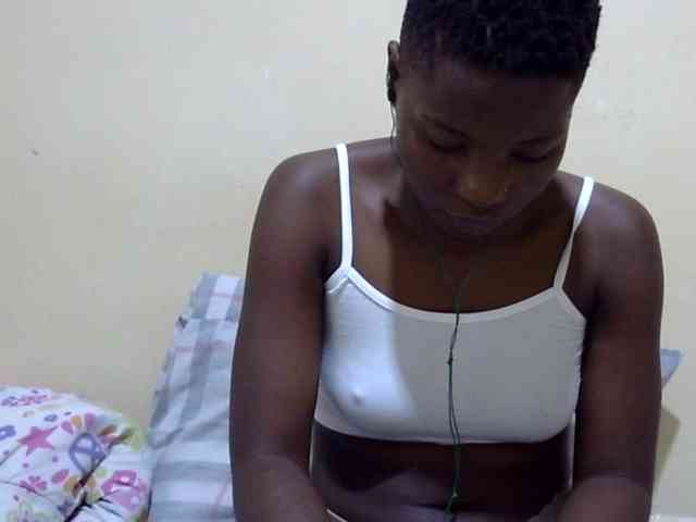 babyellah webcam