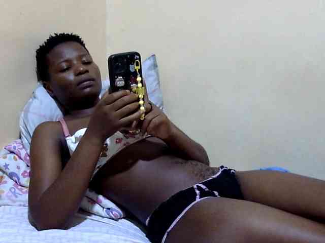 babyellah webcam