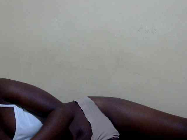 babyellah webcam