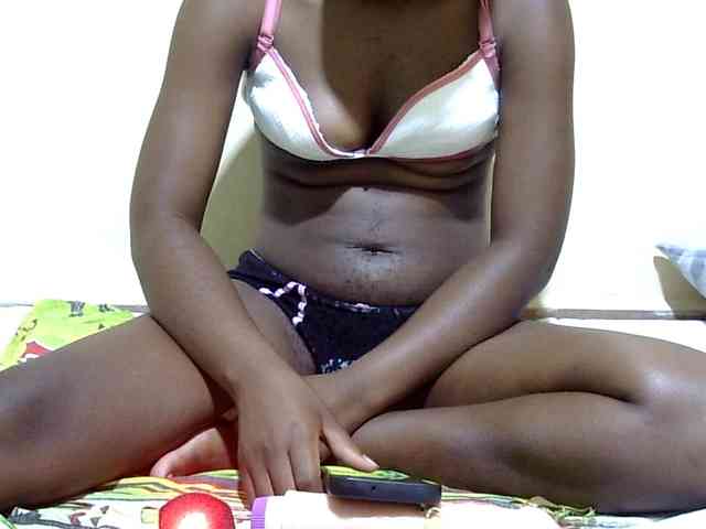 babyellah webcam