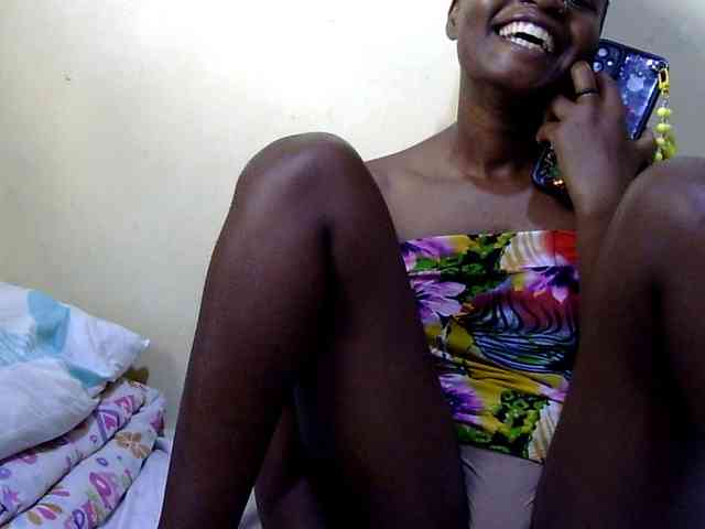 babyellah webcam