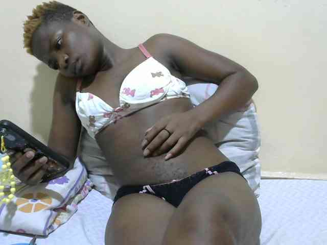 babyellah webcam
