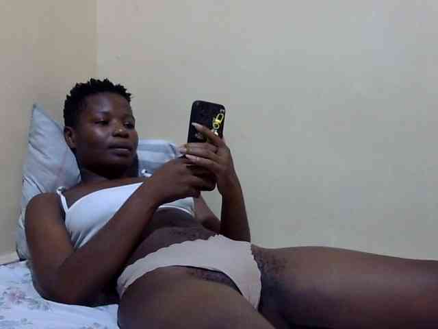 babyellah webcam