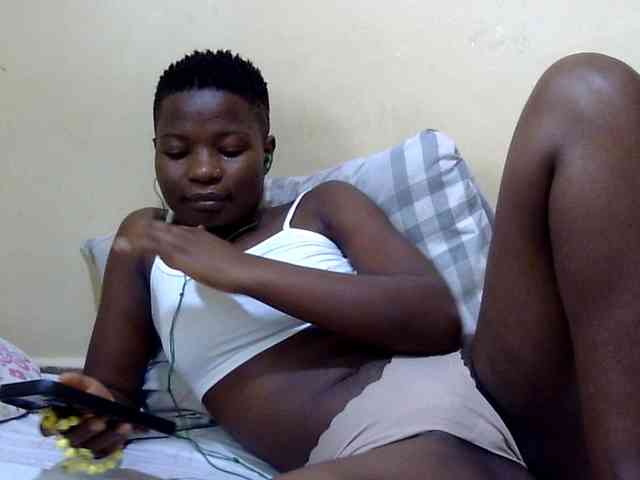 babyellah webcam