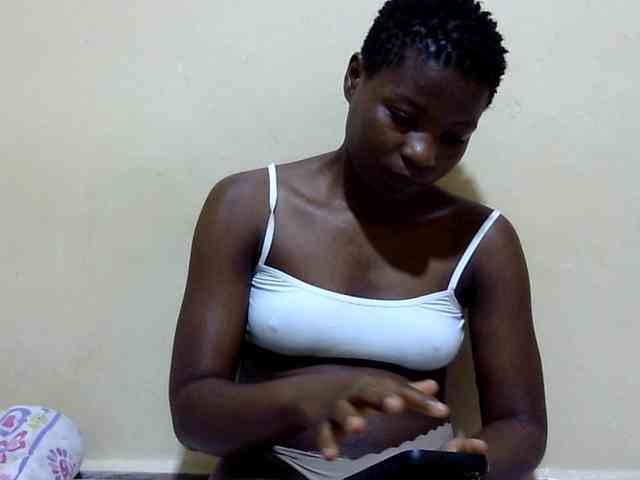 babyellah webcam