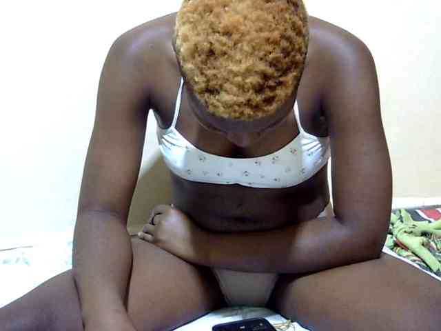 babyellah webcam