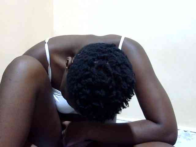babyellah webcam