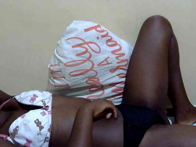 babyellah webcam