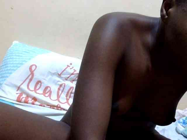 babyellah webcam