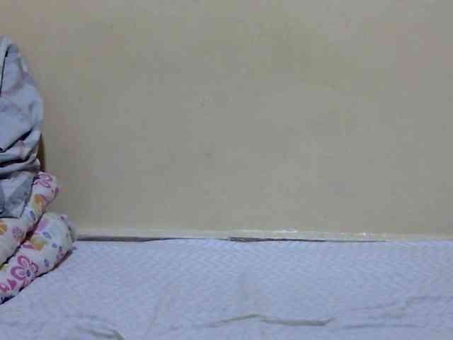 babyellah webcam
