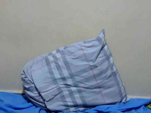babyellah webcam