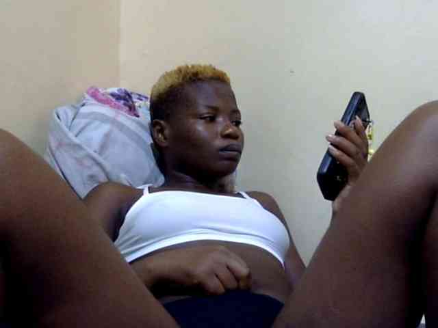 babyellah webcam