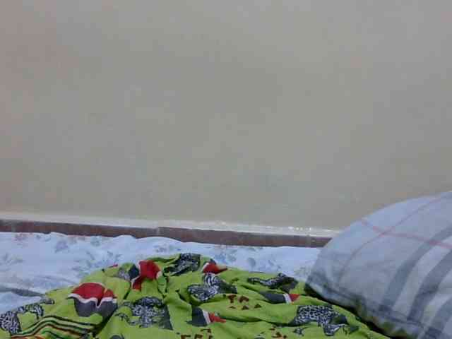 babyellah webcam