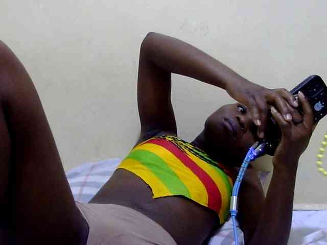 babyellah webcam