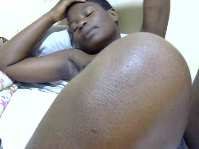 babyellah webcam