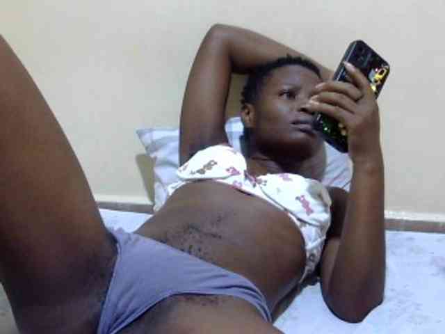 babyellah webcam