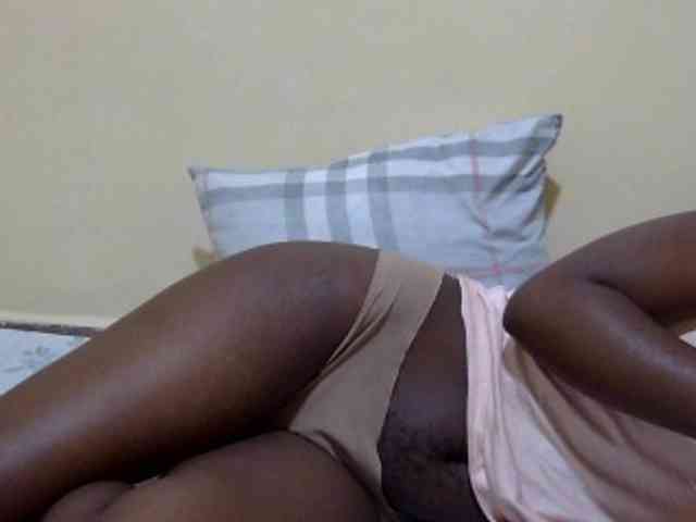 babyellah webcam