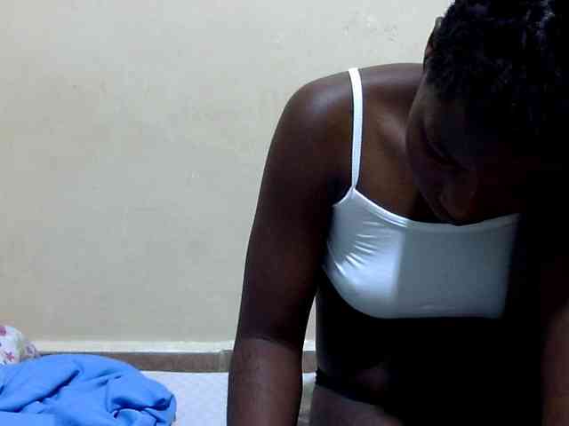babyellah webcam
