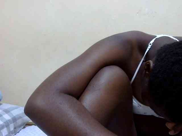 babyellah webcam